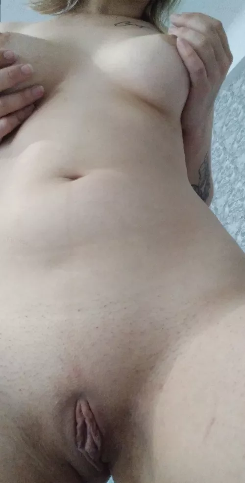 My pussy is super tight... I wonder if you’ll fit ;)