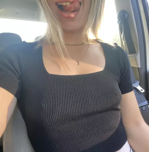 No Bra… smile this is weekend