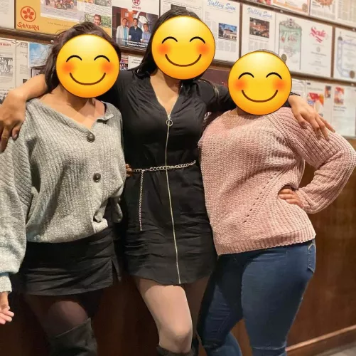 Which one of these milfs are u fucking? Choose one. Don't say all 3. I'll send more pics of the one you choose.
