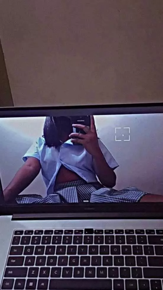 18 year old Filipina 4’5, high school student ❤️