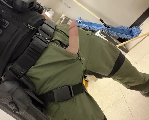 At work, but I’d rather be in bed with you 😜