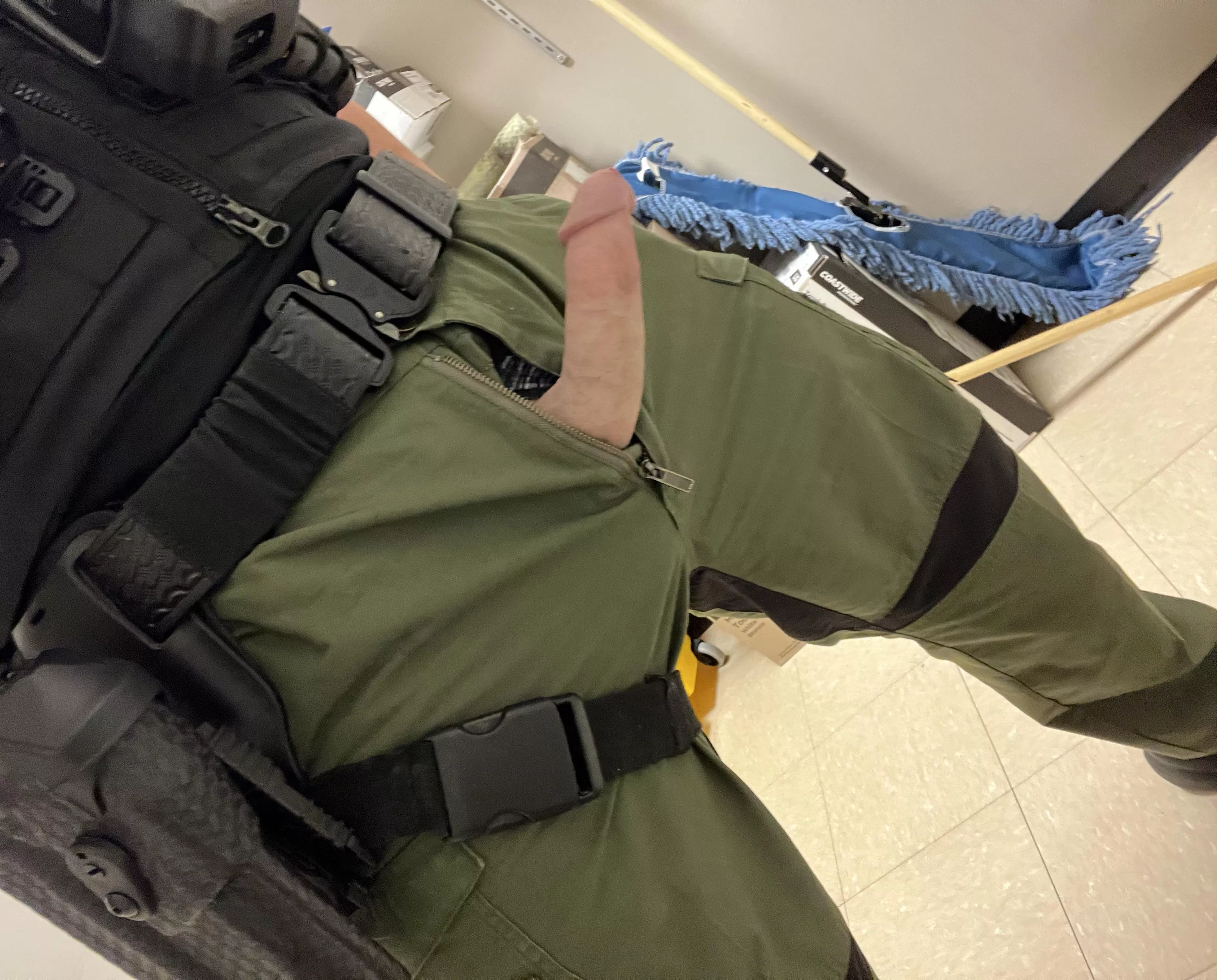 At work, but I’d rather be in bed with you 😜