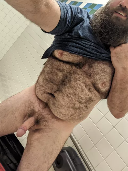 Blah Monday, why don't you come meet the IT guy in the bathroom? 😏😈