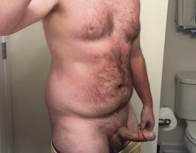 It’s swollen from edging all day😩