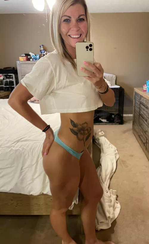 Just a sexy Mombod but I need to use your imagination for something’s.