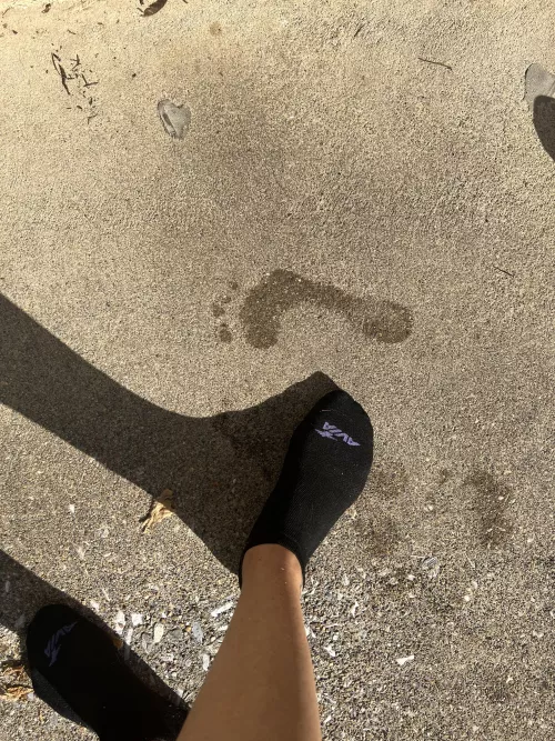 Leaving my mark after farm chores 🤭