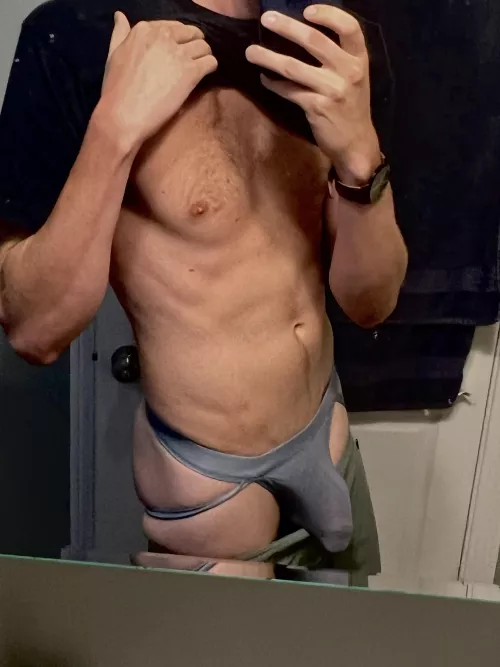 Need to lie this big package down somewhere…