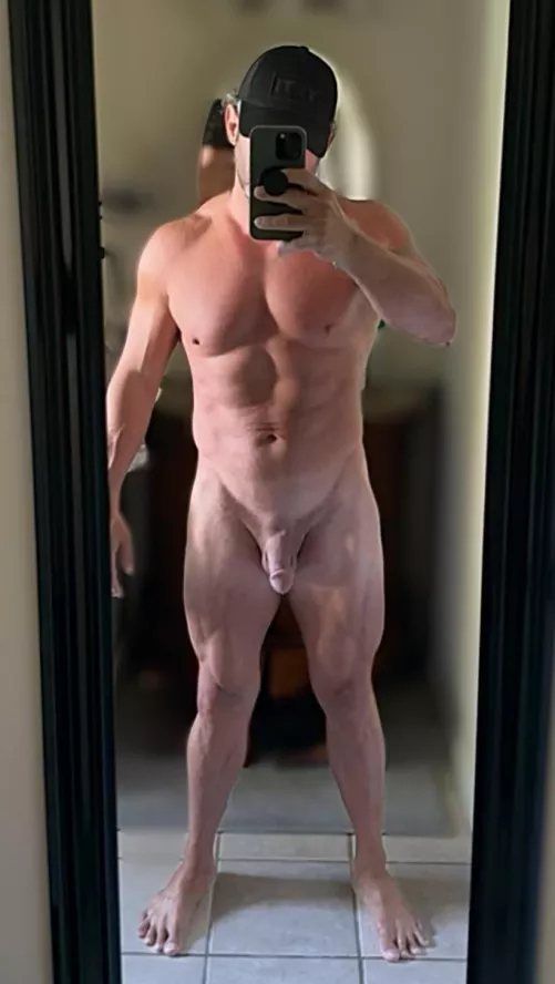 Want to get me as hard as these quads? 💦