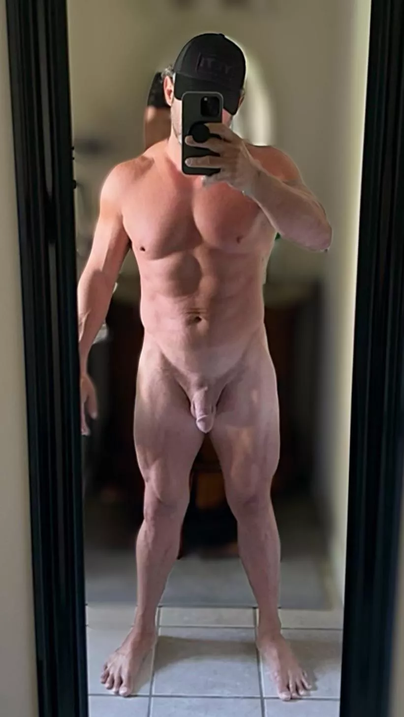 Want to get me as hard as these quads? 💦