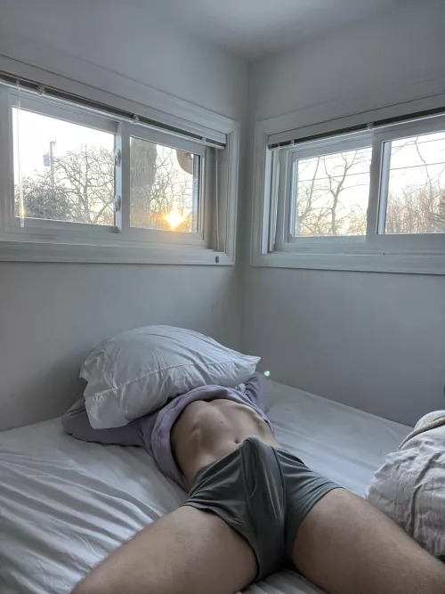 Who wants to wake up next to me like this?? 😈👀