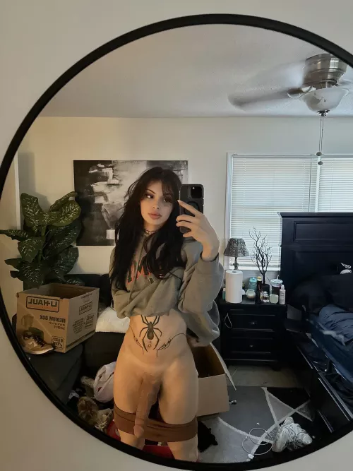 Would you let me force it in?💕