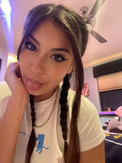 Colombian x Cuban & Asian