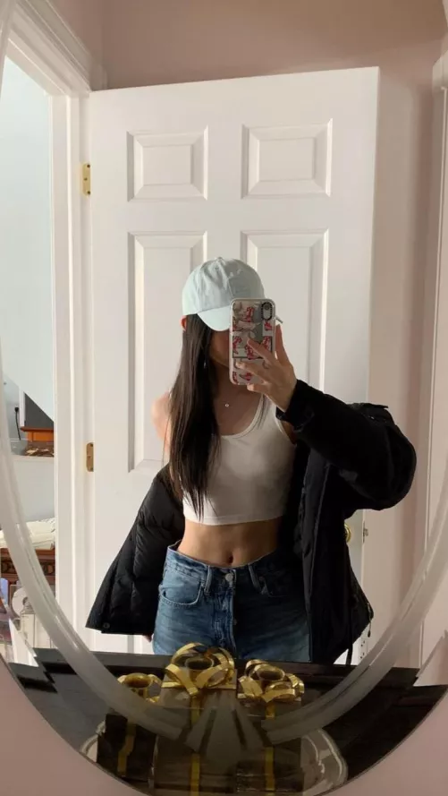 How's my croptop?