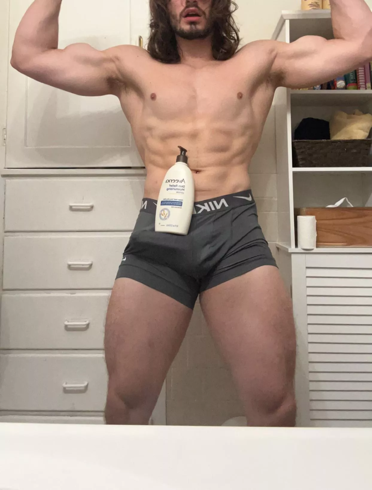 I need help putting lotion on.. wanna make sure I don’t miss any spots? 🤭