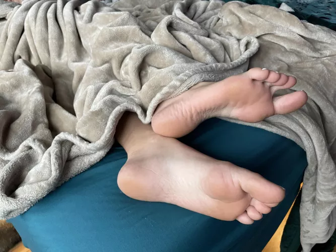 Tickle me to wake me up