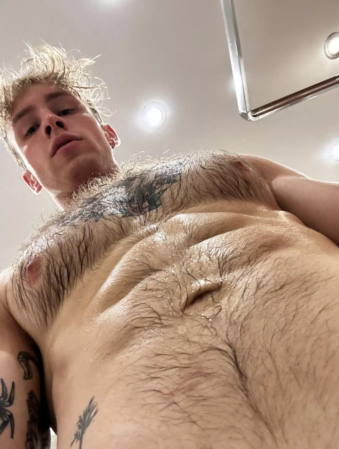 To all 7 ppl who see this..would u suck on them? (22)