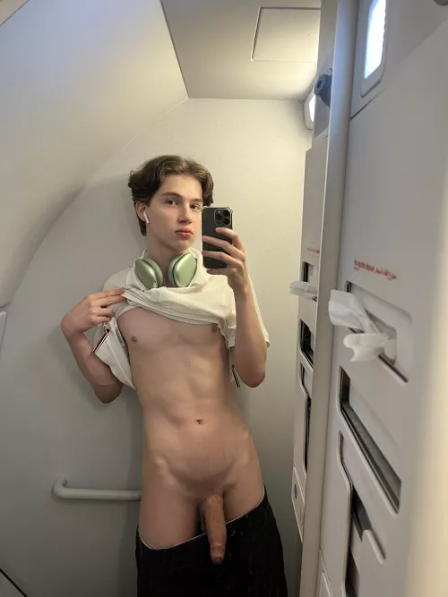 Who wants a throat fuck?