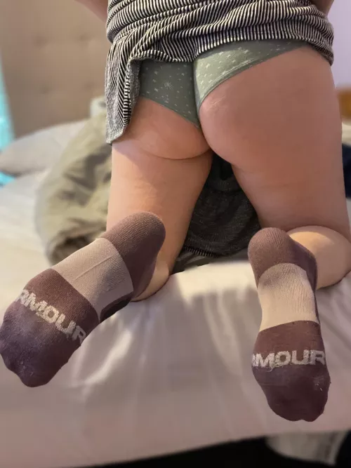 Who’s gonna be my sub after practice? 😈