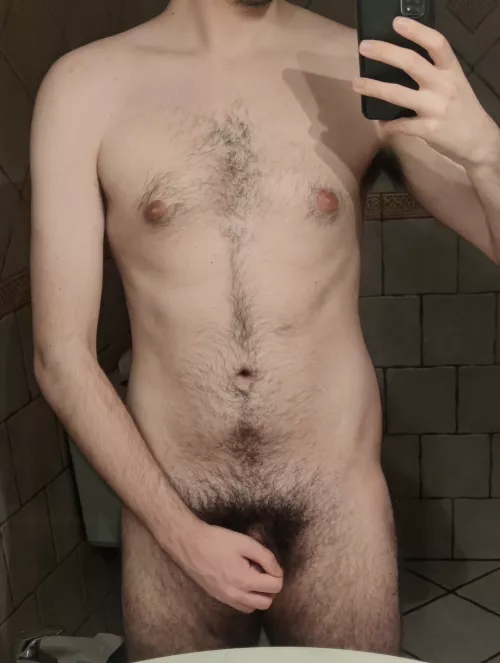 [25]Self-conscious about my body, would like to know your opinion