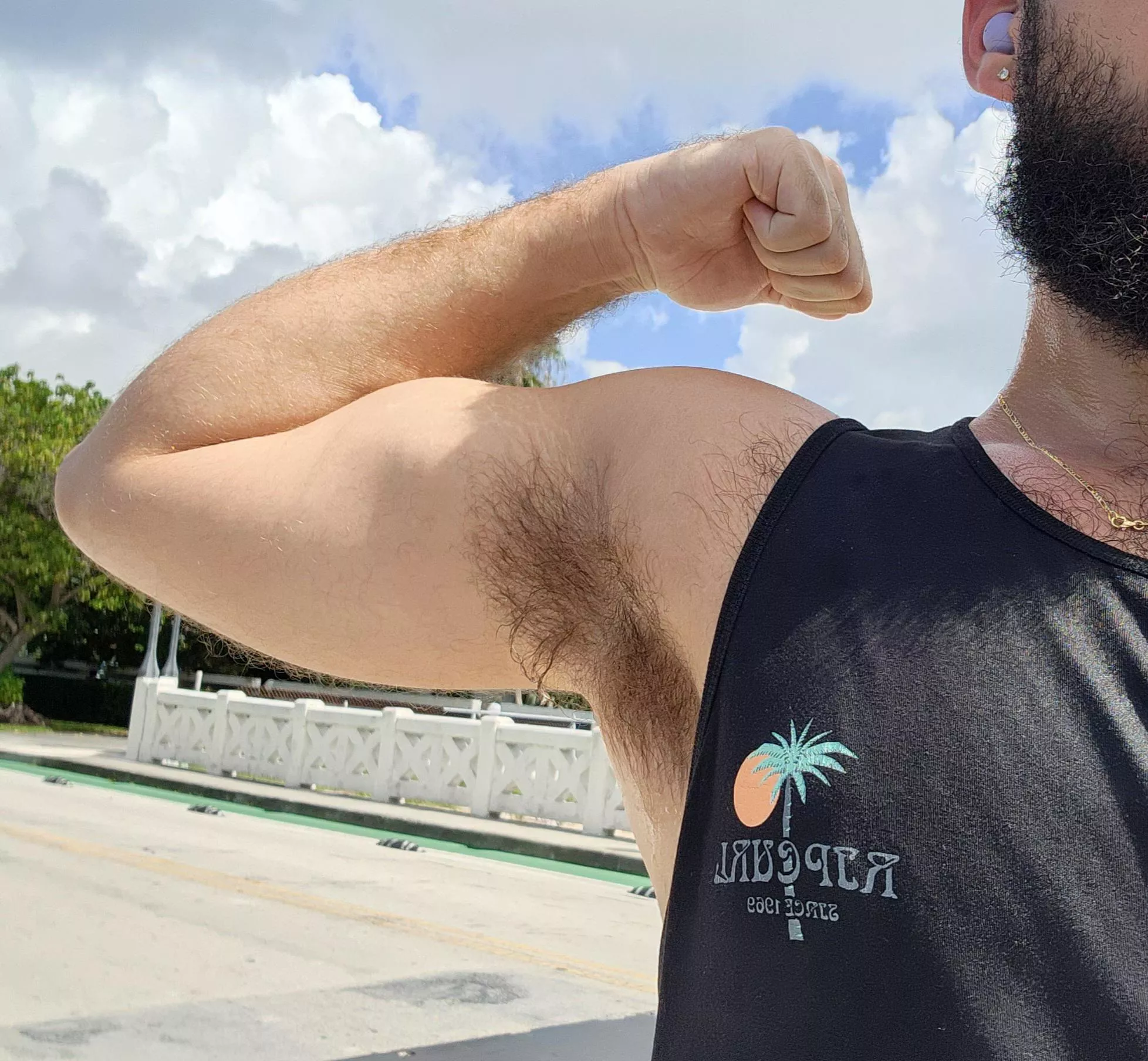 Armpit check while jogging this morning
