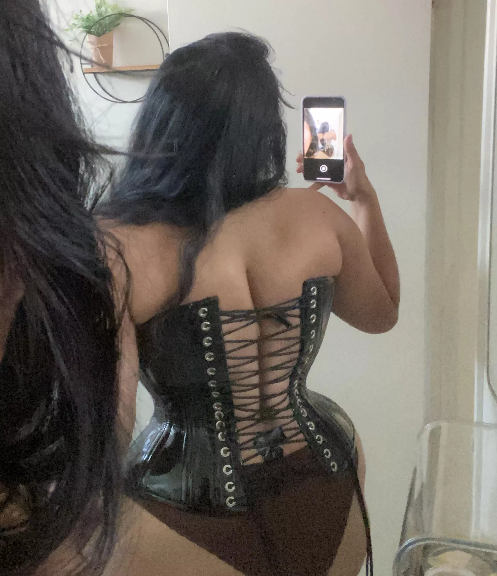 Back cleavage aka the Venus Fold