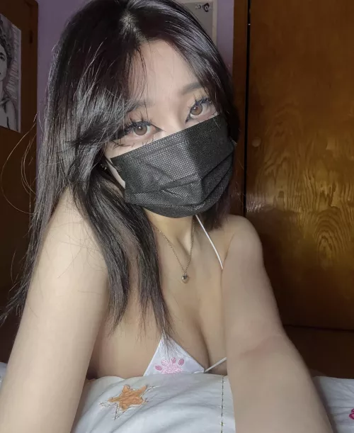 can you give me attention😩