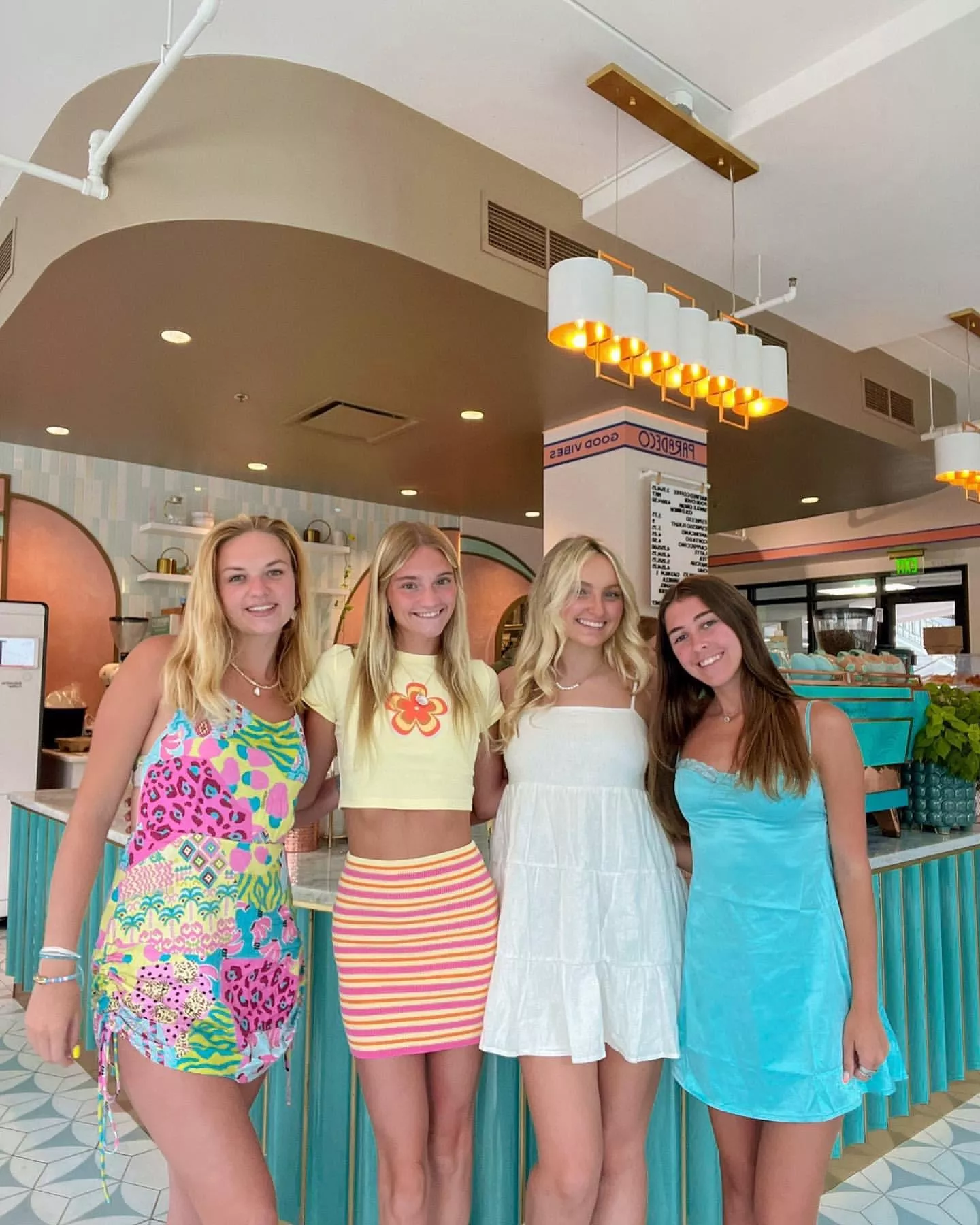 Colorful friend 3421