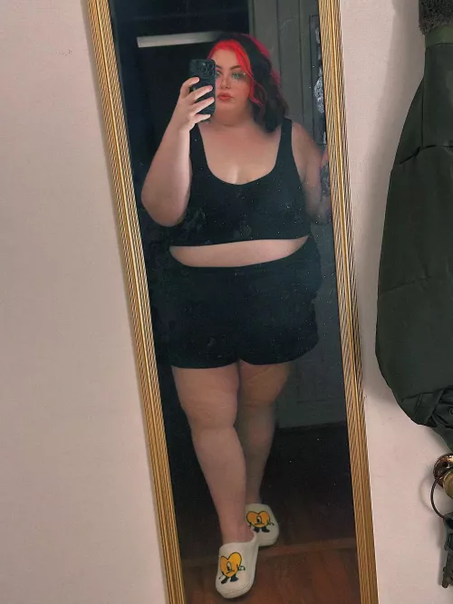 Comfy clothes are my favorite, nothing beats being Naked though 😝🥵🤭