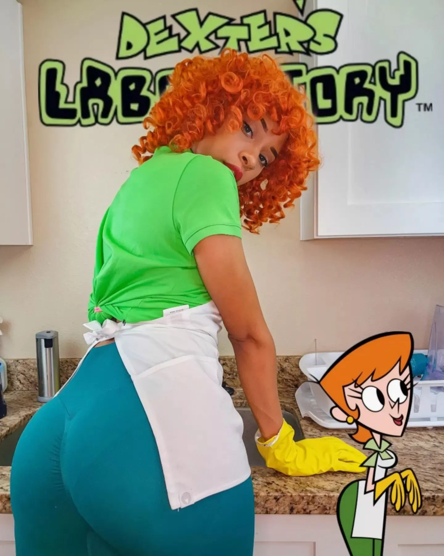 Dexter Laboratory Mom by Ahqua Marine