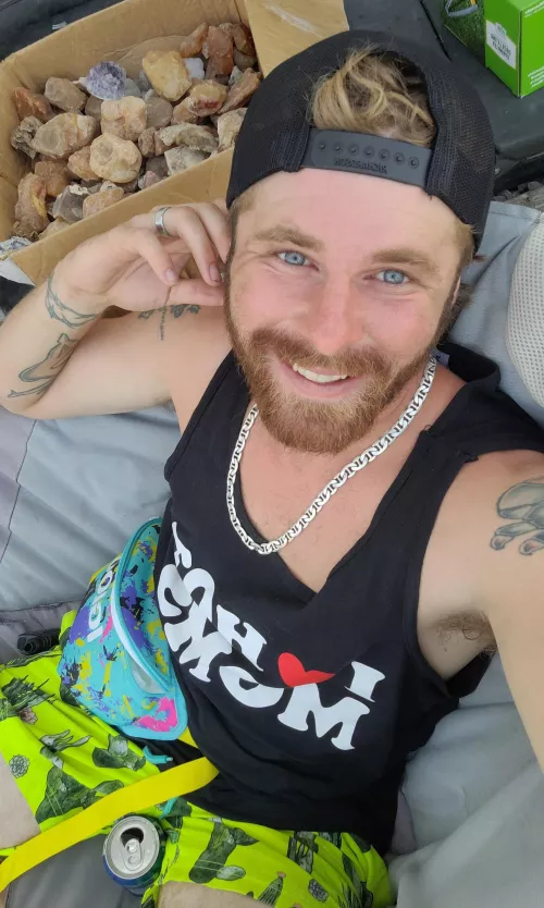 ecause who doesn't have a manny pack to carry their beer😅