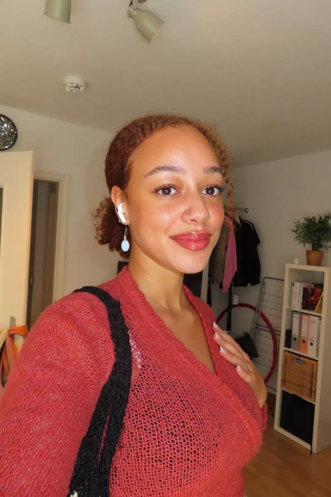 F19 feeling cute today