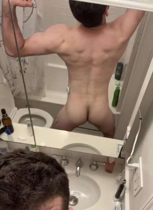 Former college baseball player here after back day [24]