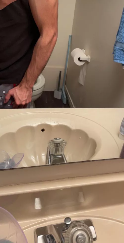 I need to work on my forearms fr 😔