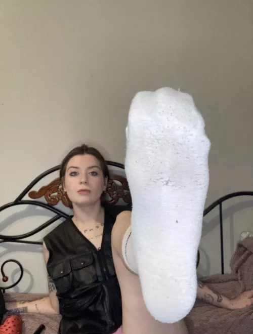 It makes me [f]eel horny too 🙃