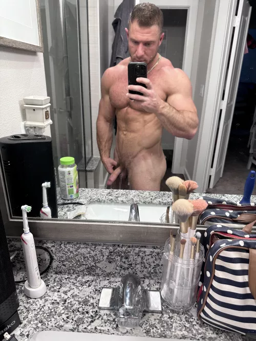 Let me be your favorite DILF (34)