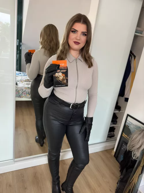 Mommy will lock you in chasity cage !