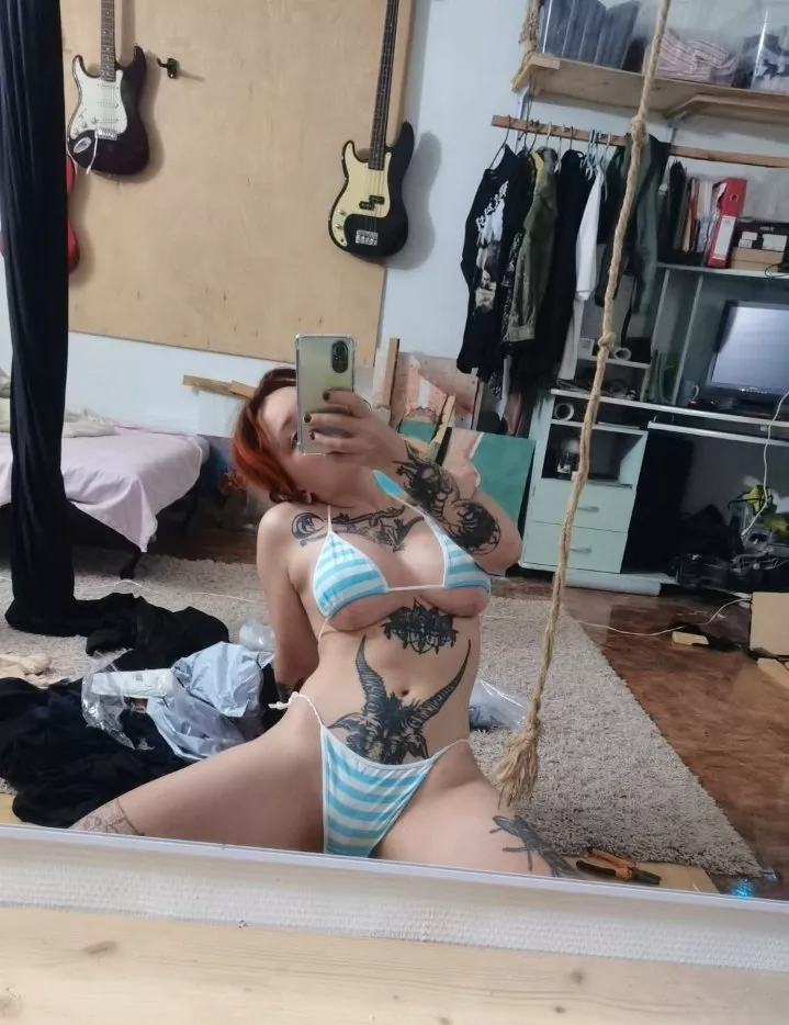 Sexy day mirror pic 📸