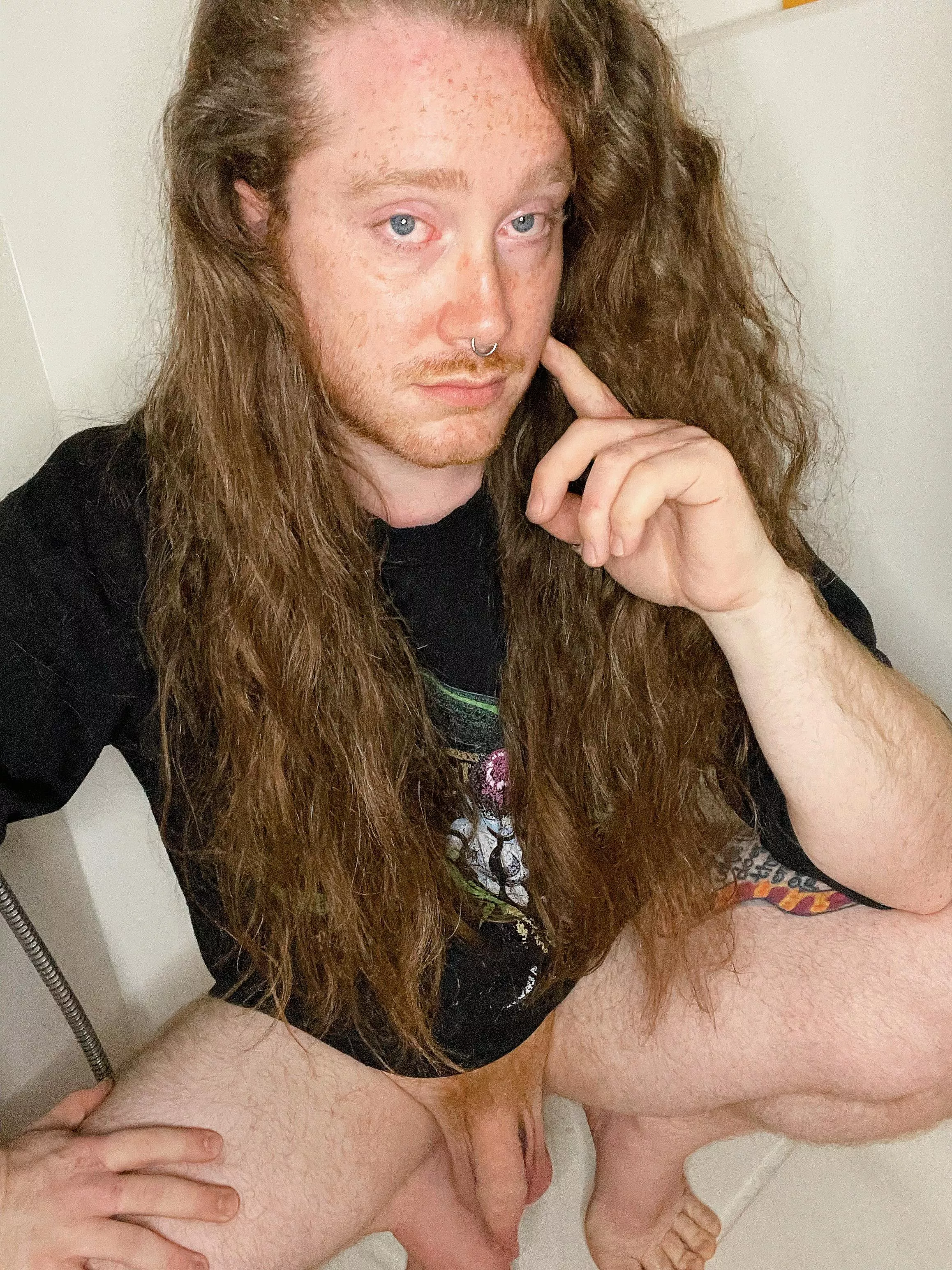 [32] Job interview at a nursing home today. Wish me luck: With This, I can move & have more space & natural light in which to work. 🐍