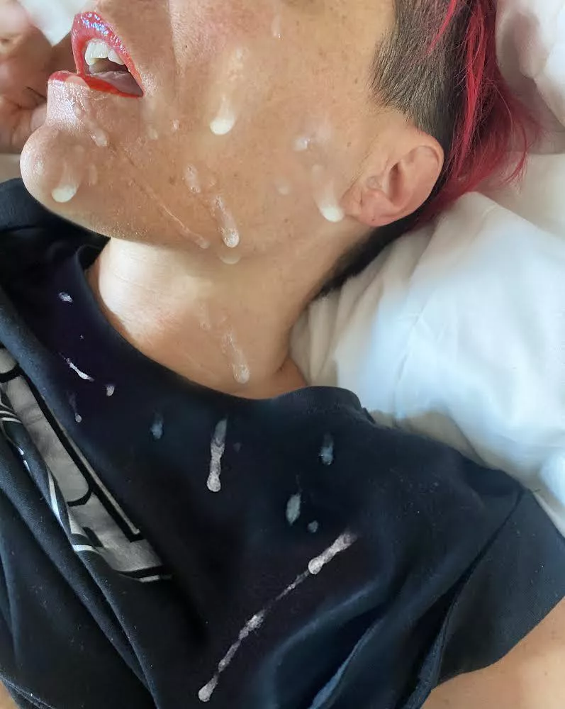 After a disruptive cumshot like that I love to eat every single drop with a girl helping me to clean my face and my black T-shirt [OC]