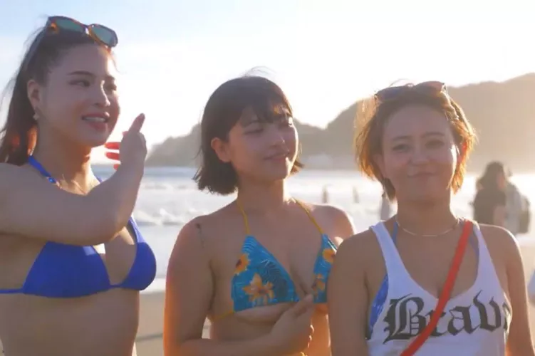 Apparently this girls are JAV actresses. Do you know their names?