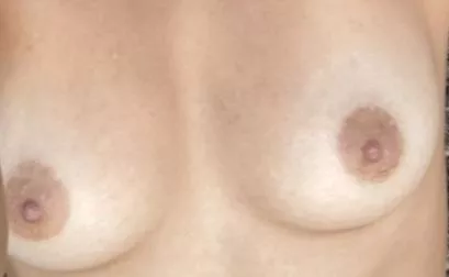 Close up of my areolas so you can see what you’ll be sucking c;