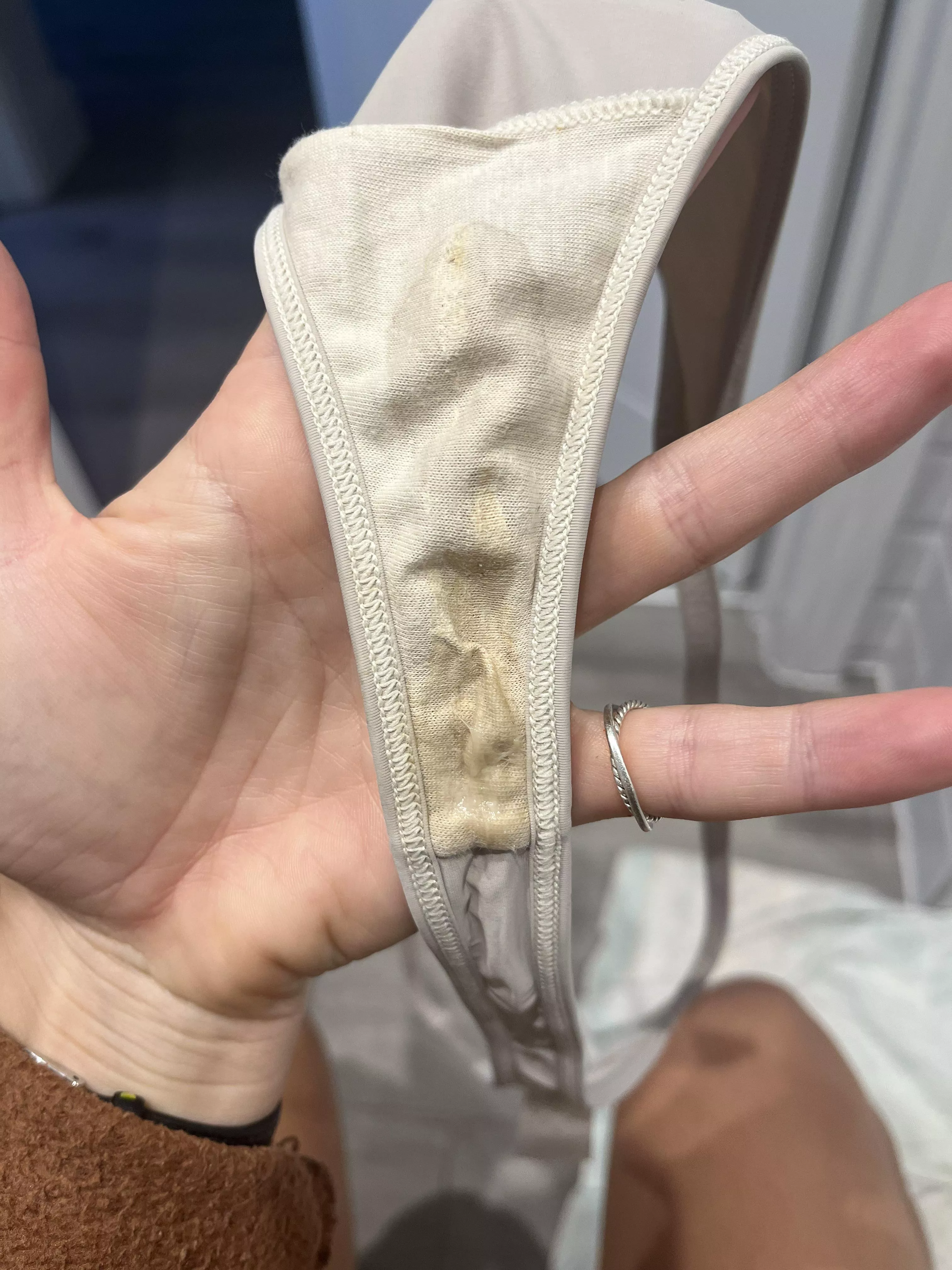 Cream & sweat in my creamy panties. 🥵
