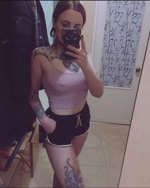 Do you like my sports uniform?