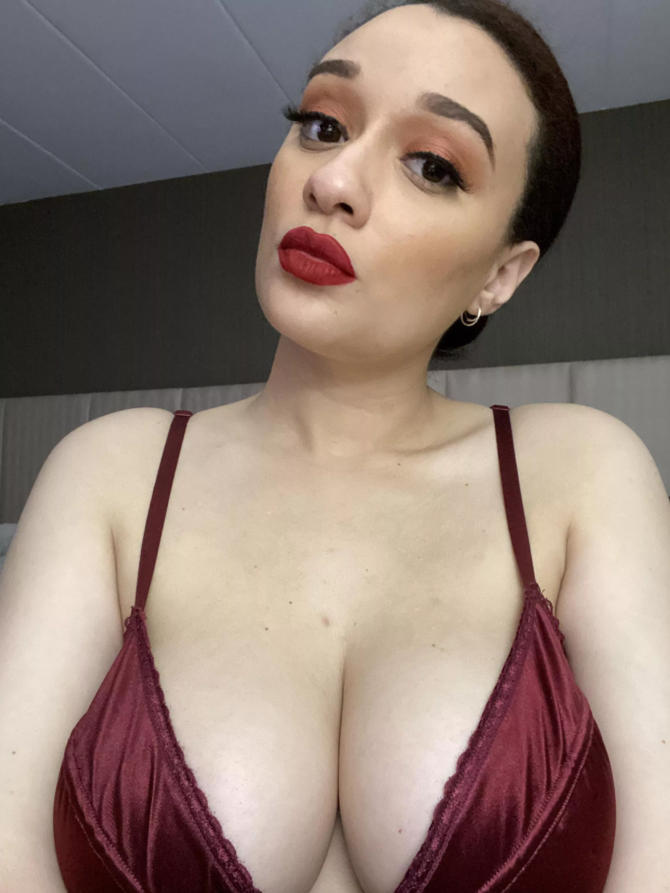 Do you like the color of my lips?