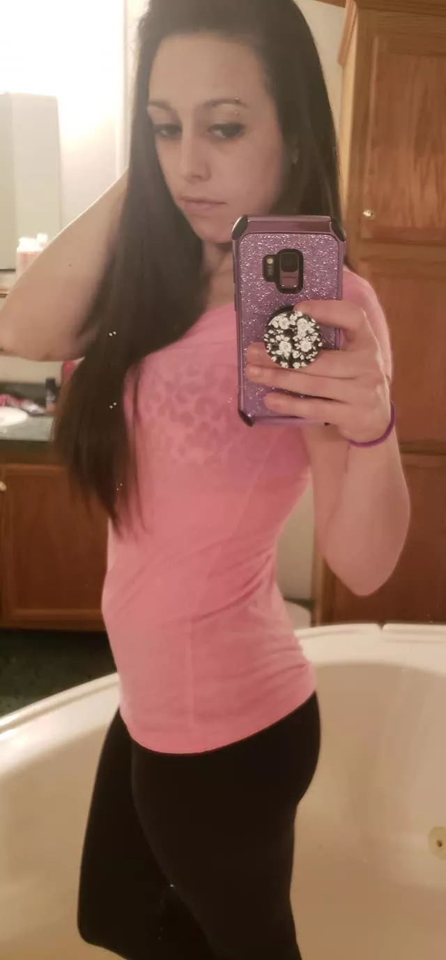 Great combo of bra print and shirt color