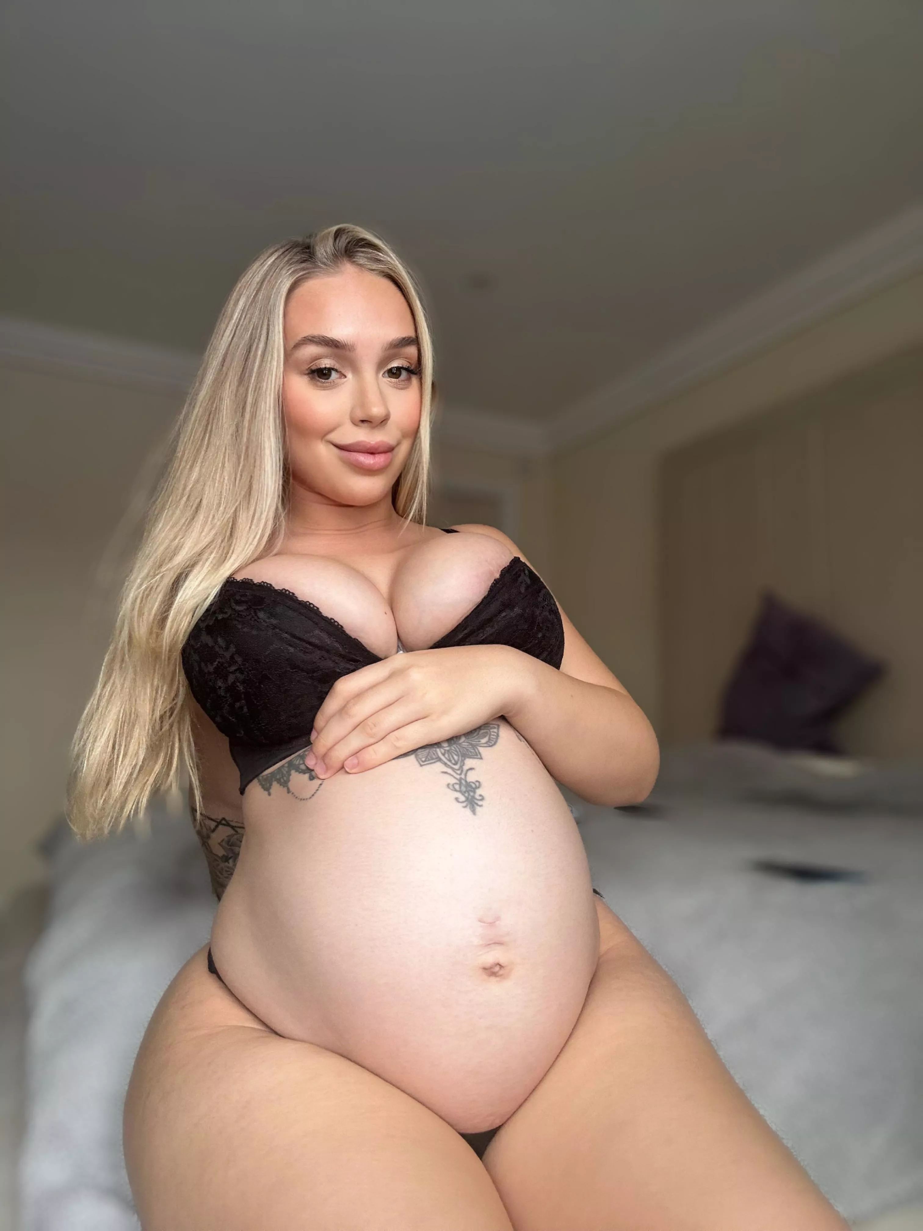 I hope my belly don’t get in the way of you fucking my pussy