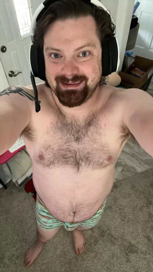 New here :) hopefully you all enjoy