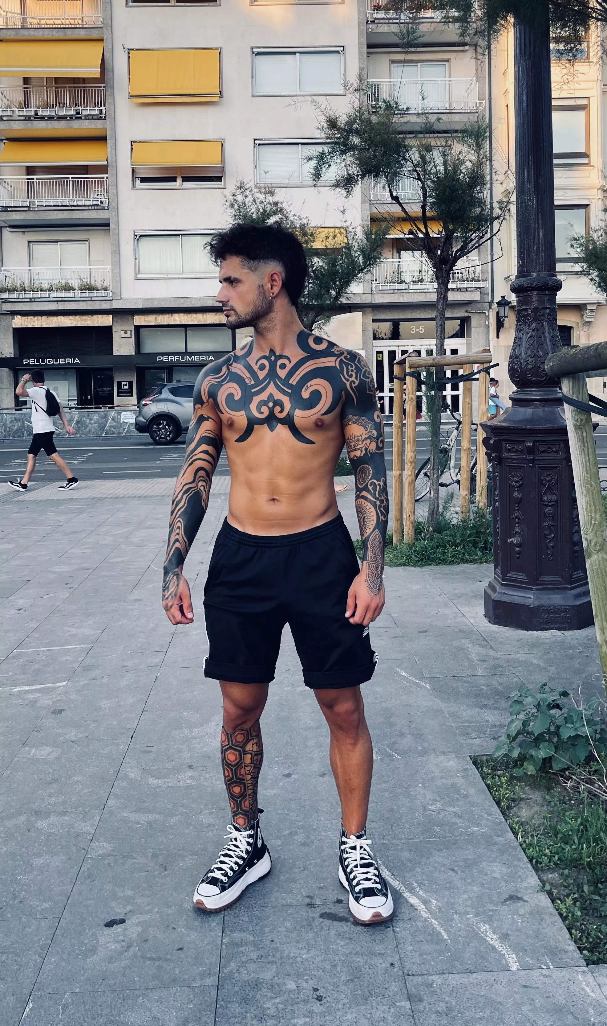 People looked at me a lot on the street, why was that?😈