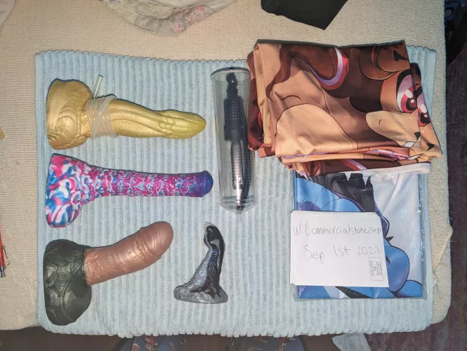 Wts toys and extras 😊