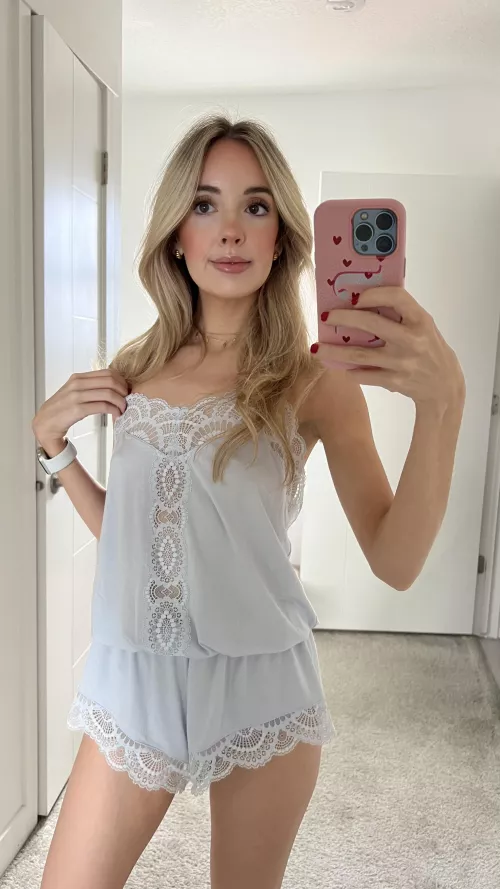 32 never married no kids would you